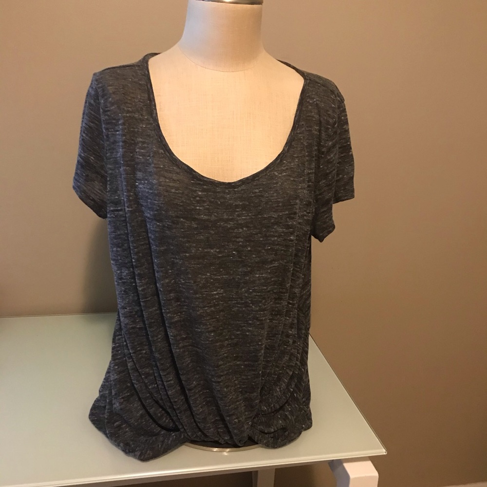 Maurices gray light weight T with gathered hem,XXL